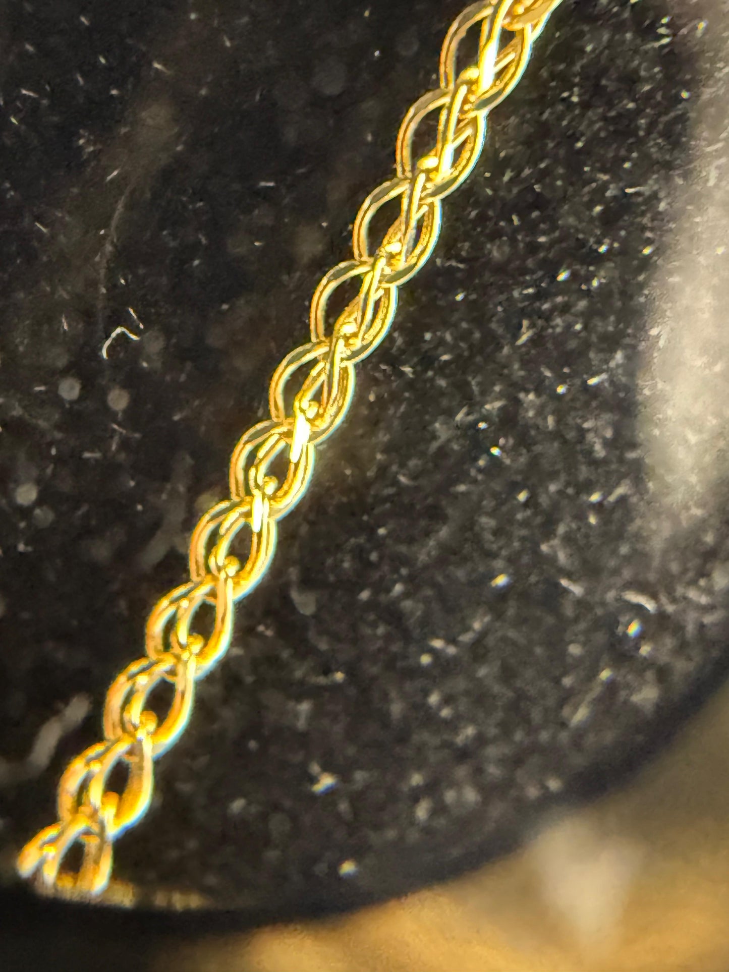 18K Italian Gold Double Link Chain - 16" (1.27g)